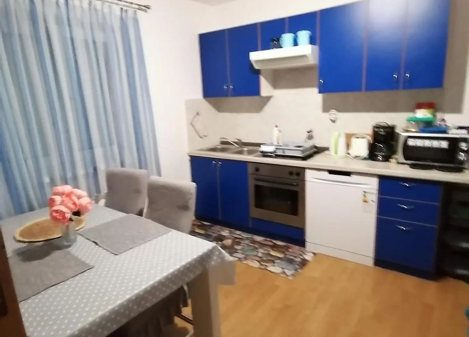 Apartments Sindi لوبار كرواتيا