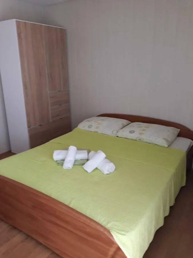 Apartments Sindi لوبار